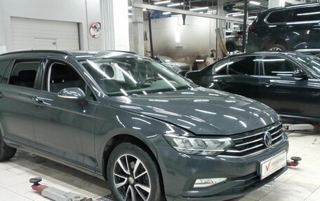 Volkswagen Passat B8 рестайлинг, 2020 год, 2 330 000 рублей, 2 фотография