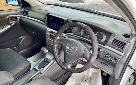 Toyota Corolla, 2004 год, 809 000 рублей, 10 фотография