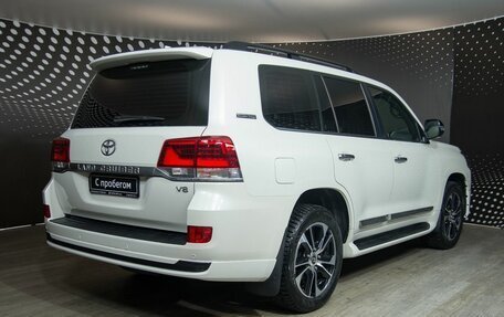 Toyota Land Cruiser 200, 2020 год, 11 650 000 рублей, 2 фотография