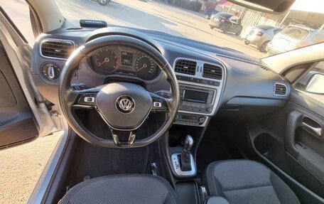 Volkswagen Polo VI (EU Market), 2017 год, 1 250 000 рублей, 13 фотография