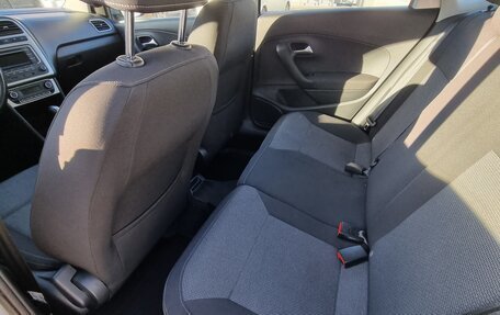 Volkswagen Polo VI (EU Market), 2017 год, 1 250 000 рублей, 23 фотография