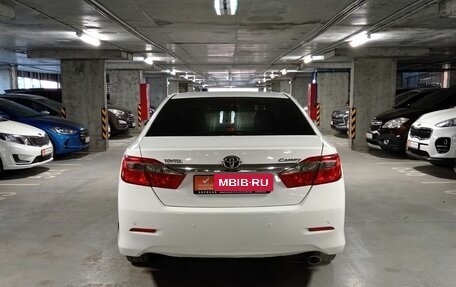 Toyota Camry, 2012 год, 1 590 000 рублей, 4 фотография