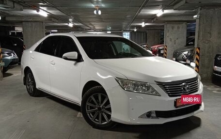 Toyota Camry, 2012 год, 1 590 000 рублей, 7 фотография