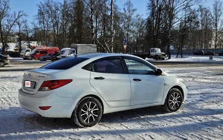 Hyundai Solaris II рестайлинг, 2012 год, 830 000 рублей, 8 фотография