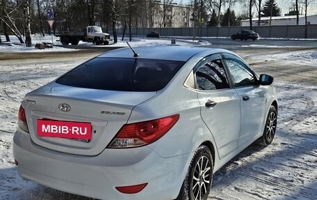 Hyundai Solaris II рестайлинг, 2012 год, 830 000 рублей, 3 фотография