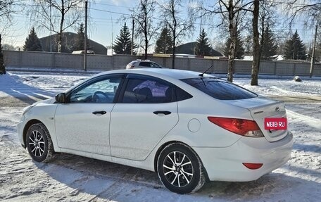 Hyundai Solaris II рестайлинг, 2012 год, 830 000 рублей, 7 фотография