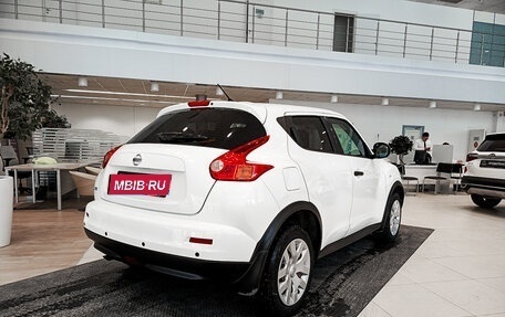 Nissan Juke II, 2014 год, 1 137 000 рублей, 5 фотография