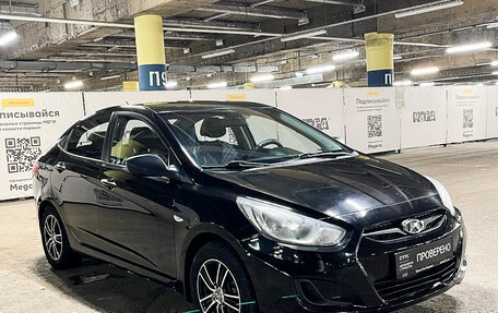 Hyundai Solaris II рестайлинг, 2013 год, 725 000 рублей, 3 фотография