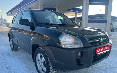 Hyundai Tucson III, 2006 год, 800 000 рублей, 6 фотография