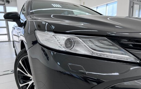 Toyota Camry, 2021 год, 3 600 000 рублей, 9 фотография