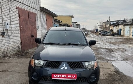 Mitsubishi L200 IV рестайлинг, 2008 год, 1 100 000 рублей, 1 фотография