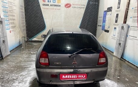 Mitsubishi Colt VI рестайлинг, 2000 год, 145 000 рублей, 6 фотография