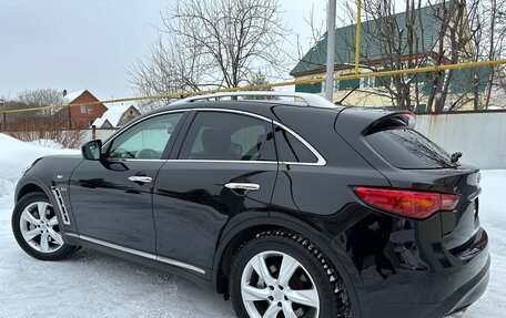 Infiniti QX70, 2015 год, 3 050 000 рублей, 8 фотография