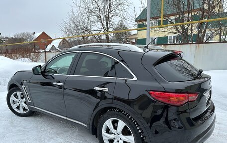 Infiniti QX70, 2015 год, 3 050 000 рублей, 9 фотография