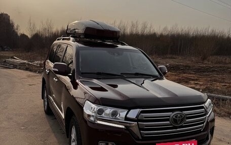 Toyota Land Cruiser 200, 2019 год, 9 200 000 рублей, 2 фотография
