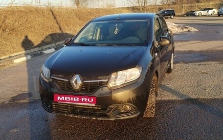 Renault Logan II, 2016 год, 750 000 рублей, 6 фотография