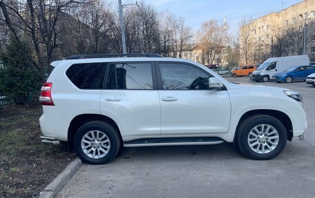 Toyota Land Cruiser Prado 150 рестайлинг 2, 2013 год, 3 830 000 рублей, 11 фотография