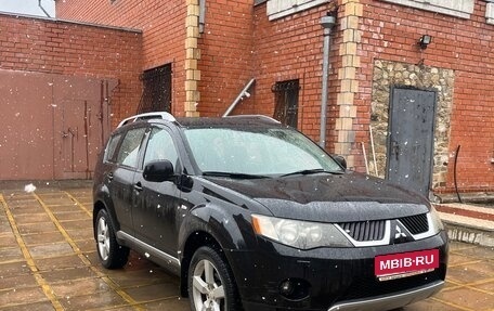 Mitsubishi Outlander III рестайлинг 3, 2007 год, 1 800 000 рублей, 1 фотография