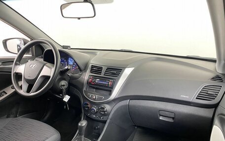 Hyundai Solaris II рестайлинг, 2014 год, 855 000 рублей, 19 фотография