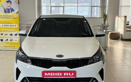 KIA Rio IV, 2020 год, 1 737 000 рублей, 2 фотография