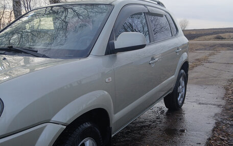 Hyundai Tucson III, 2008 год, 870 000 рублей, 13 фотография