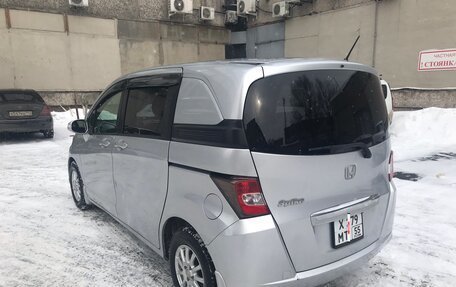 Honda Freed I, 2012 год, 1 200 000 рублей, 3 фотография