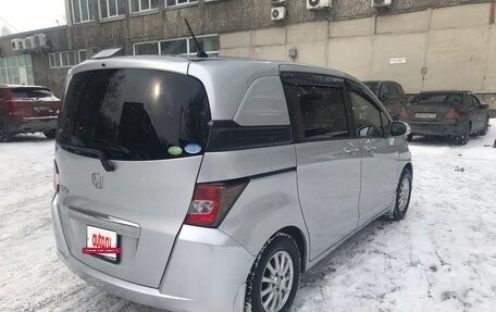 Honda Freed I, 2012 год, 1 200 000 рублей, 4 фотография