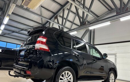 Toyota Land Cruiser Prado 150 рестайлинг 2, 2014 год, 3 699 000 рублей, 17 фотография