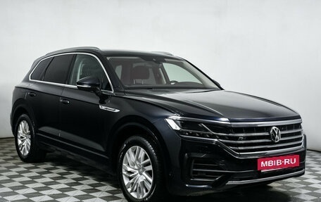 Volkswagen Touareg III, 2018 год, 4 149 000 рублей, 3 фотография