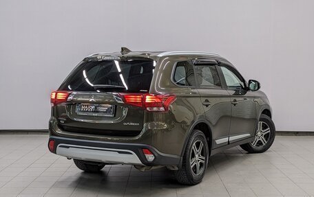 Mitsubishi Outlander III рестайлинг 3, 2019 год, 2 445 000 рублей, 5 фотография