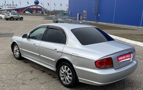 Hyundai Sonata IV рестайлинг, 2005 год, 360 000 рублей, 4 фотография