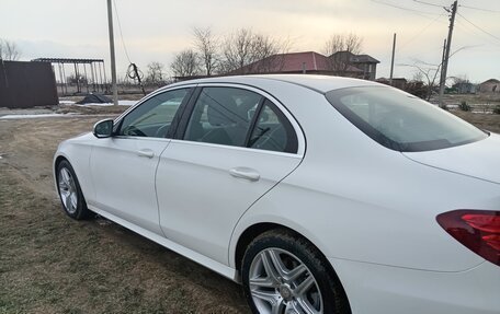 Mercedes-Benz E-Класс, 2018 год, 3 100 000 рублей, 5 фотография