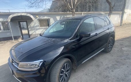 Volkswagen Tiguan II, 2020 год, 3 450 000 рублей, 6 фотография