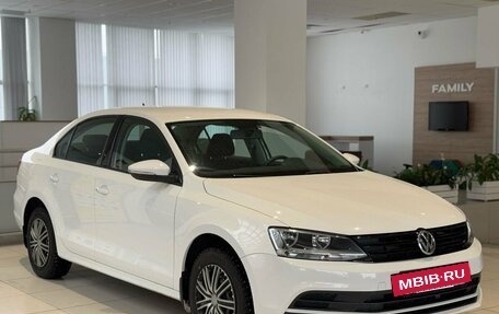 Volkswagen Jetta VI, 2015 год, 1 319 000 рублей, 2 фотография