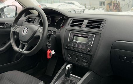 Volkswagen Jetta VI, 2015 год, 1 319 000 рублей, 22 фотография