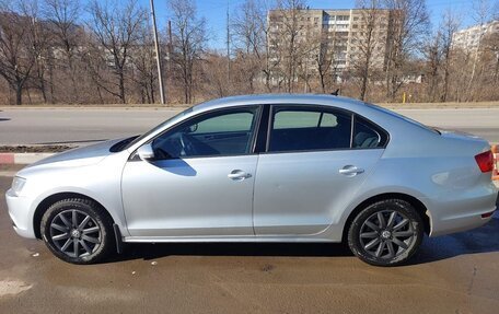 Volkswagen Jetta VI, 2013 год, 899 000 рублей, 10 фотография