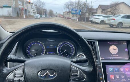 Infiniti Q50 I рестайлинг, 2015 год, 1 650 000 рублей, 3 фотография