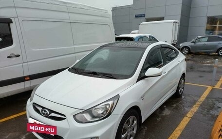 Hyundai Solaris II рестайлинг, 2014 год, 1 149 999 рублей, 2 фотография