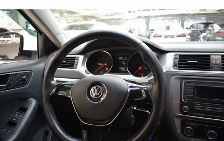 Volkswagen Jetta VI, 2017 год, 1 250 000 рублей, 19 фотография