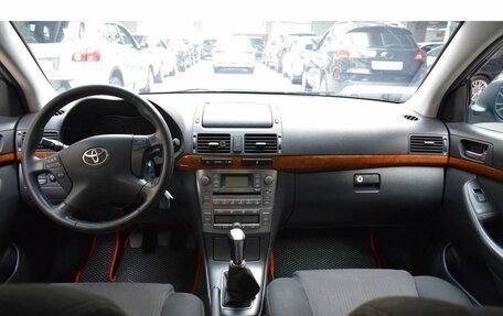 Toyota Avensis III рестайлинг, 2006 год, 690 000 рублей, 13 фотография