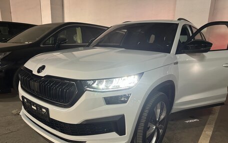 Skoda Kodiaq I, 2024 год, 4 990 000 рублей, 15 фотография