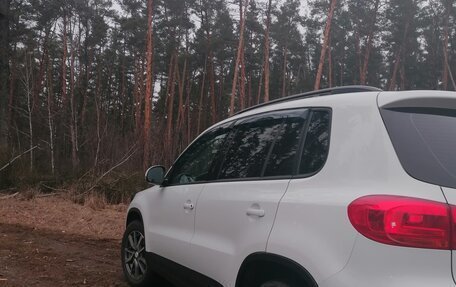 Volkswagen Tiguan I, 2015 год, 1 300 000 рублей, 5 фотография
