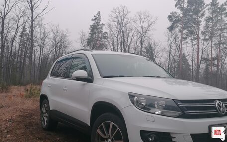Volkswagen Tiguan I, 2015 год, 1 300 000 рублей, 2 фотография