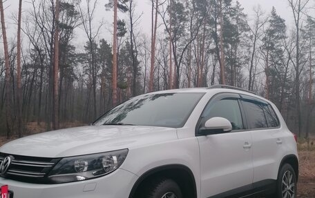Volkswagen Tiguan I, 2015 год, 1 300 000 рублей, 3 фотография