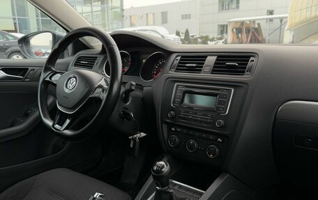 Volkswagen Jetta VI, 2015 год, 1 165 000 рублей, 21 фотография