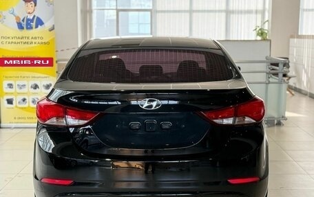 Hyundai Elantra V, 2015 год, 975 000 рублей, 8 фотография