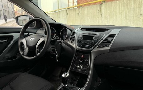 Hyundai Elantra V, 2015 год, 975 000 рублей, 19 фотография