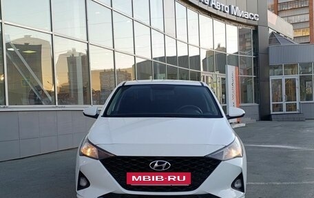 Hyundai Solaris II рестайлинг, 2020 год, 1 335 000 рублей, 3 фотография