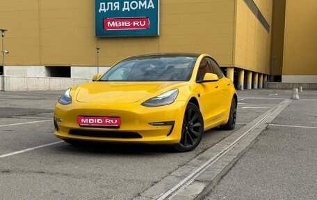 Tesla Model 3 I, 2021 год, 3 070 000 рублей, 1 фотография