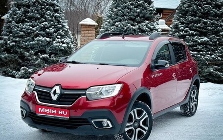 Renault Sandero II рестайлинг, 2019 год, 1 365 000 рублей, 1 фотография